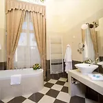 Hotel Chateau 4*