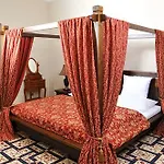 Chateau 4* Zbiroh