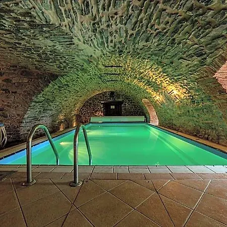 Hotel Chateau 4*