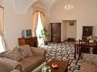 Hotel Chateau 4*
