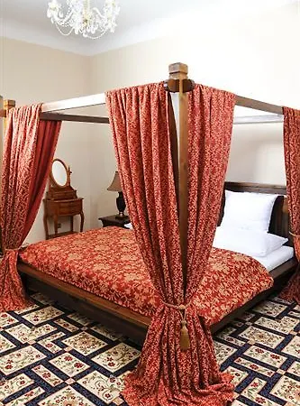 Chateau 4* Zbiroh