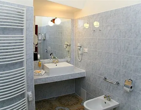 Hotel Chateau 4*