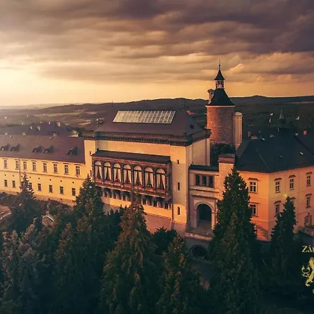 Chateau 4*