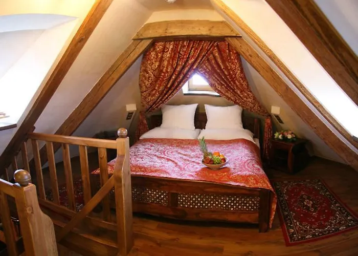 Chateau Hotel 4*