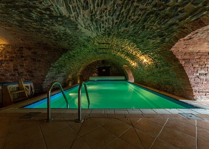 Chateau 4* Zbiroh